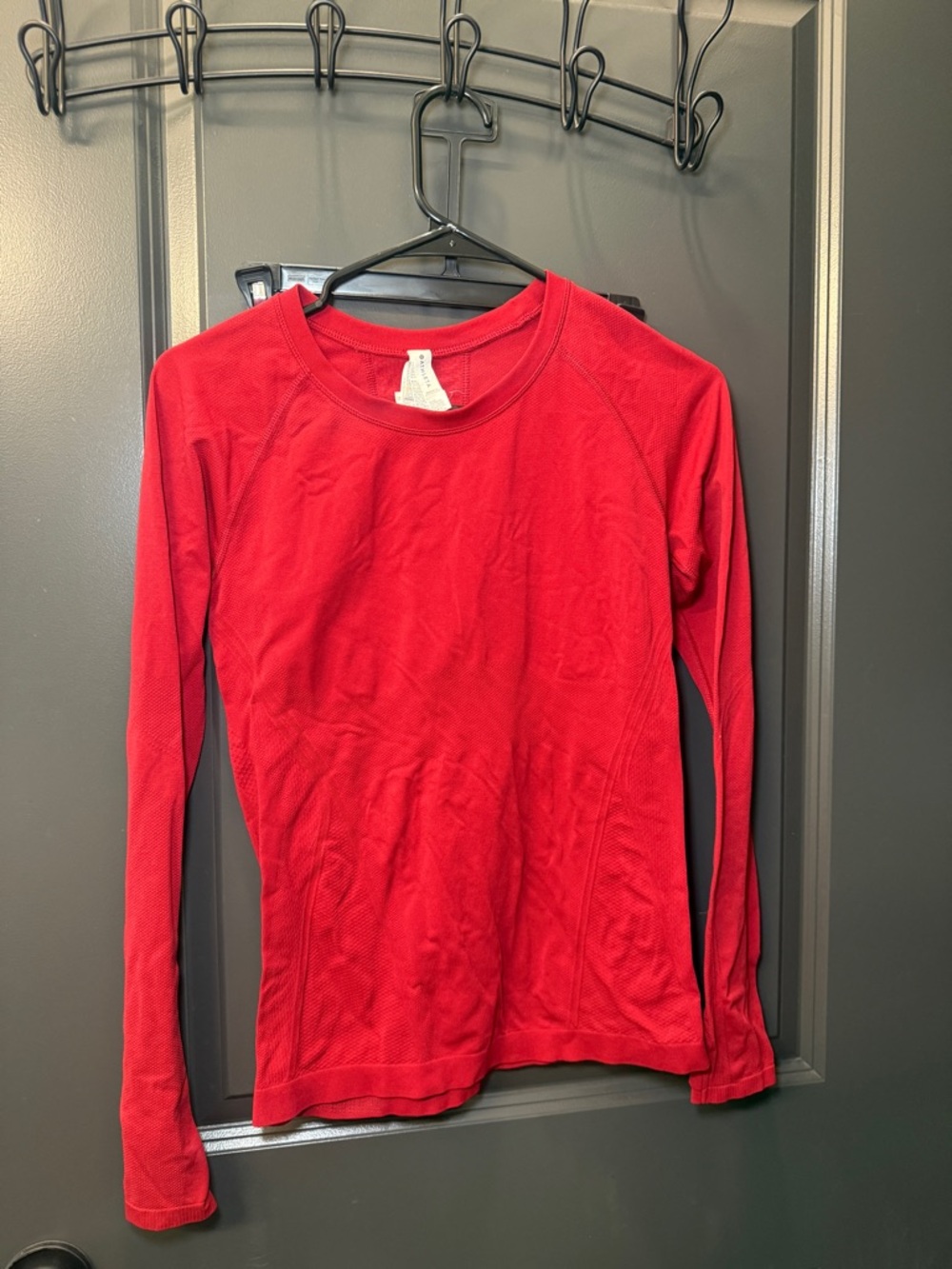 Athleta Red Long Sleeve Crew Top Size Small